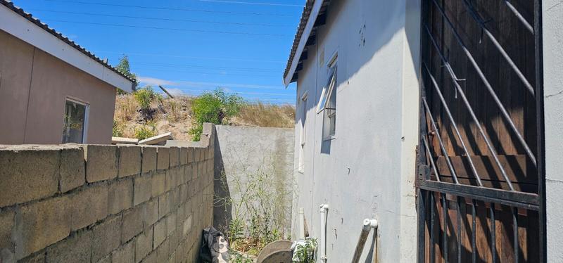 2 Bedroom Property for Sale in Guguletu Western Cape